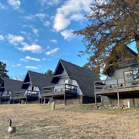 Calm Waters Resort Indian Point Экстерьер фото