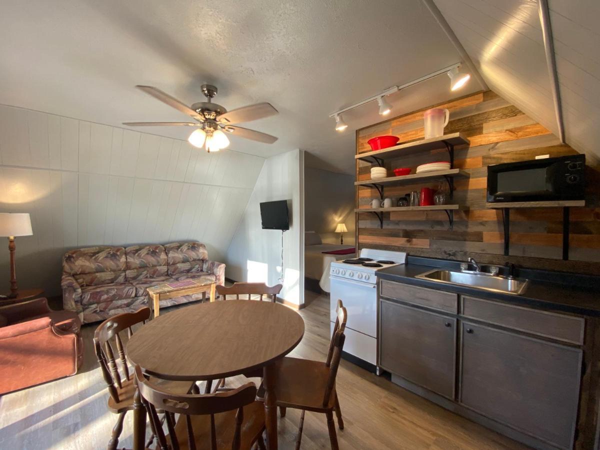 Calm Waters Resort Indian Point Экстерьер фото