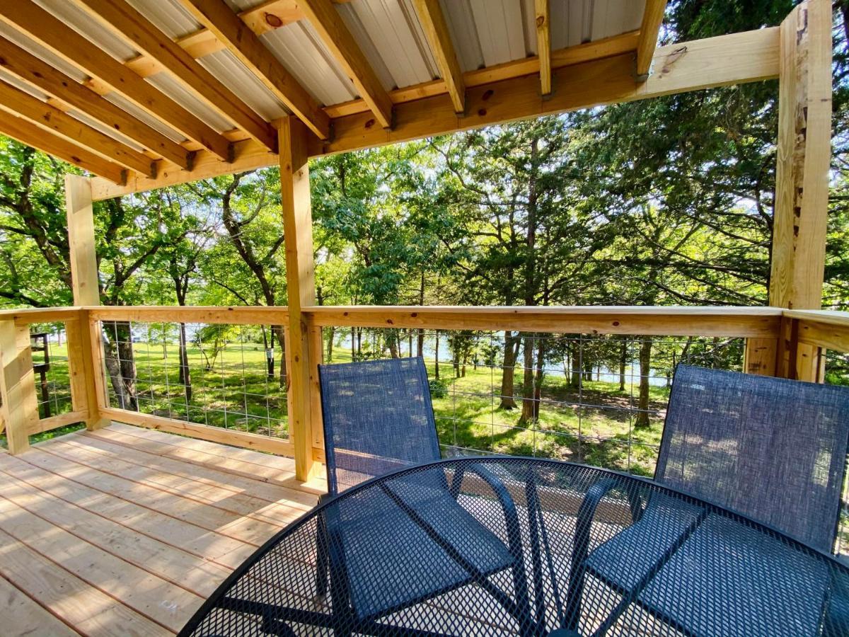 Calm Waters Resort Indian Point Экстерьер фото