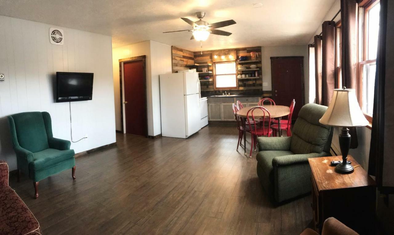 Calm Waters Resort Indian Point Экстерьер фото