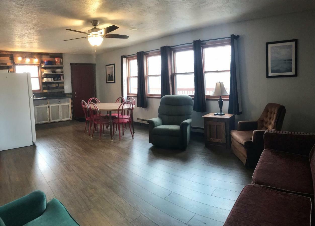 Calm Waters Resort Indian Point Экстерьер фото
