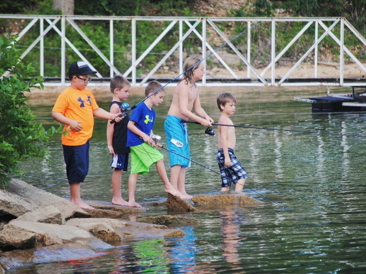 Calm Waters Resort Indian Point Экстерьер фото