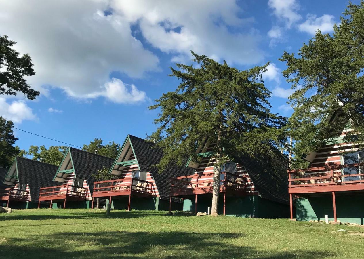 Calm Waters Resort Indian Point Экстерьер фото